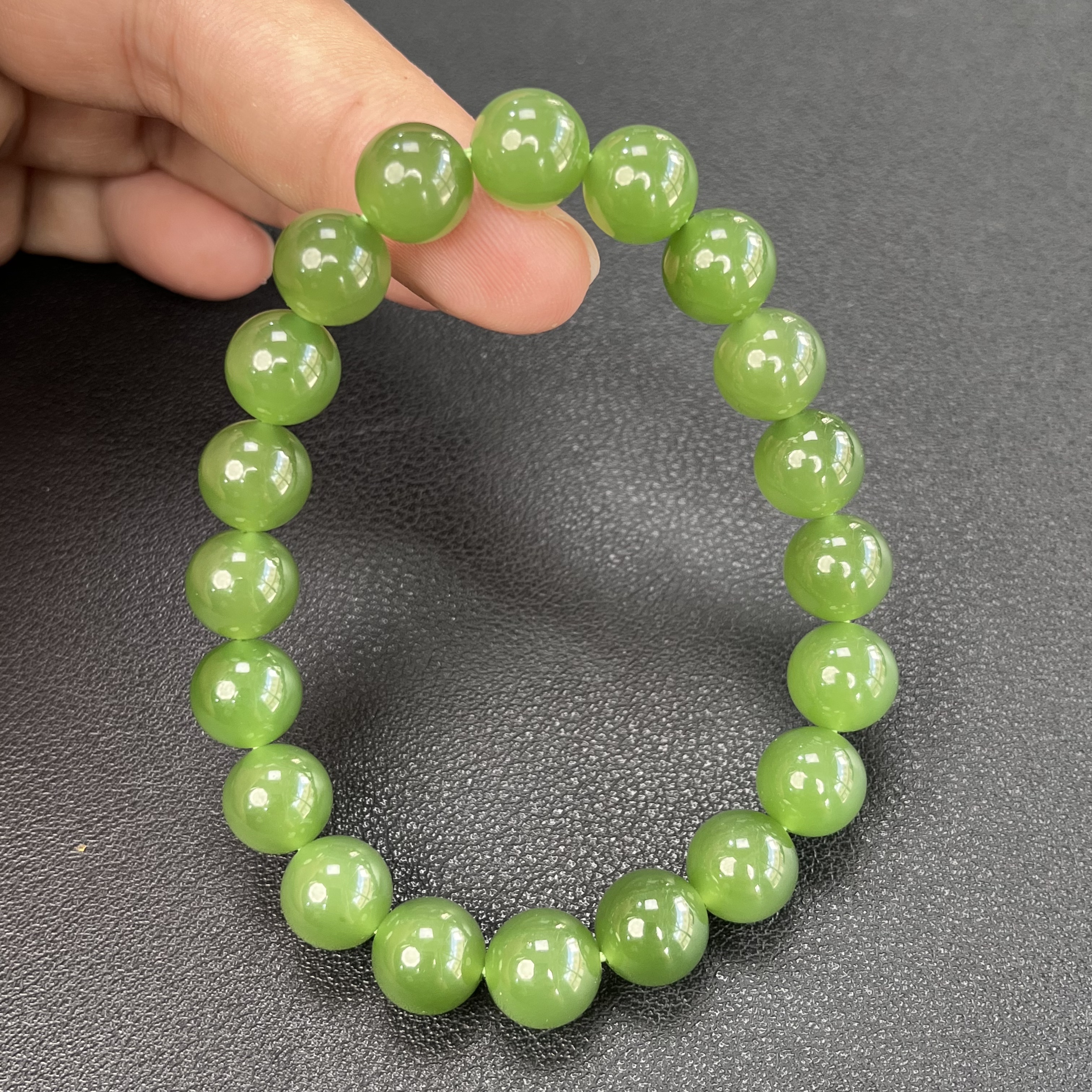 【源石珠宝】和田玉碧玉苹果绿卡10左右手串