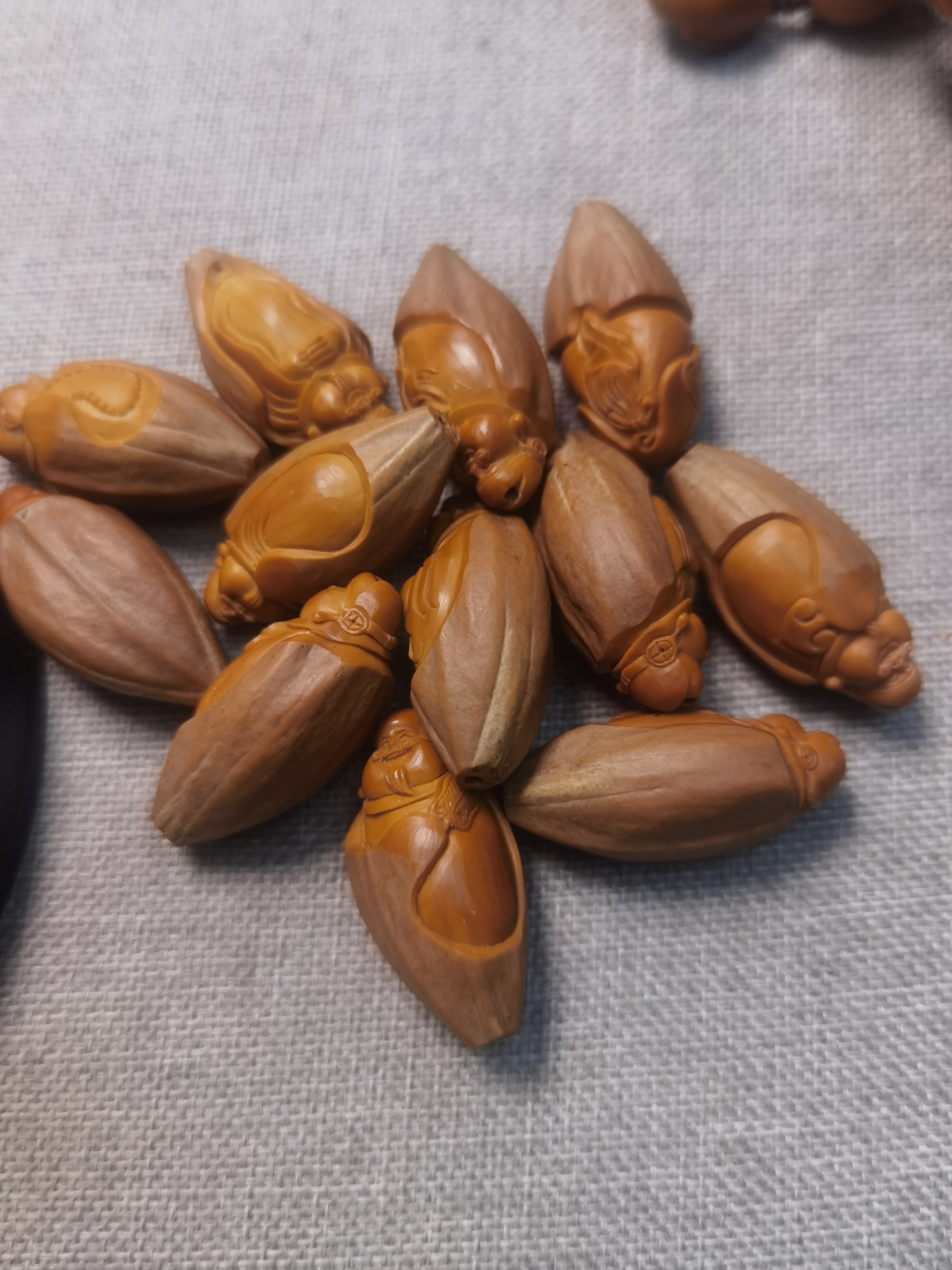 橄榄核手串精品核雕财神