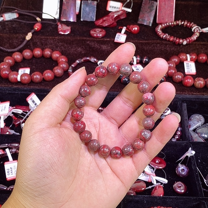 天然辰砂纯天然朱砂原石手串