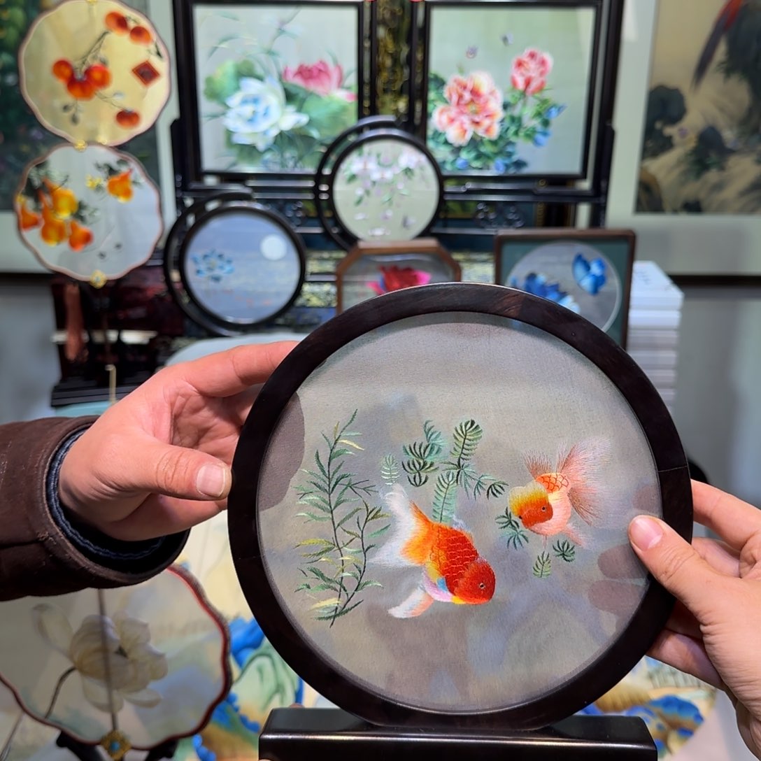 刺绣刺绣工艺精湛