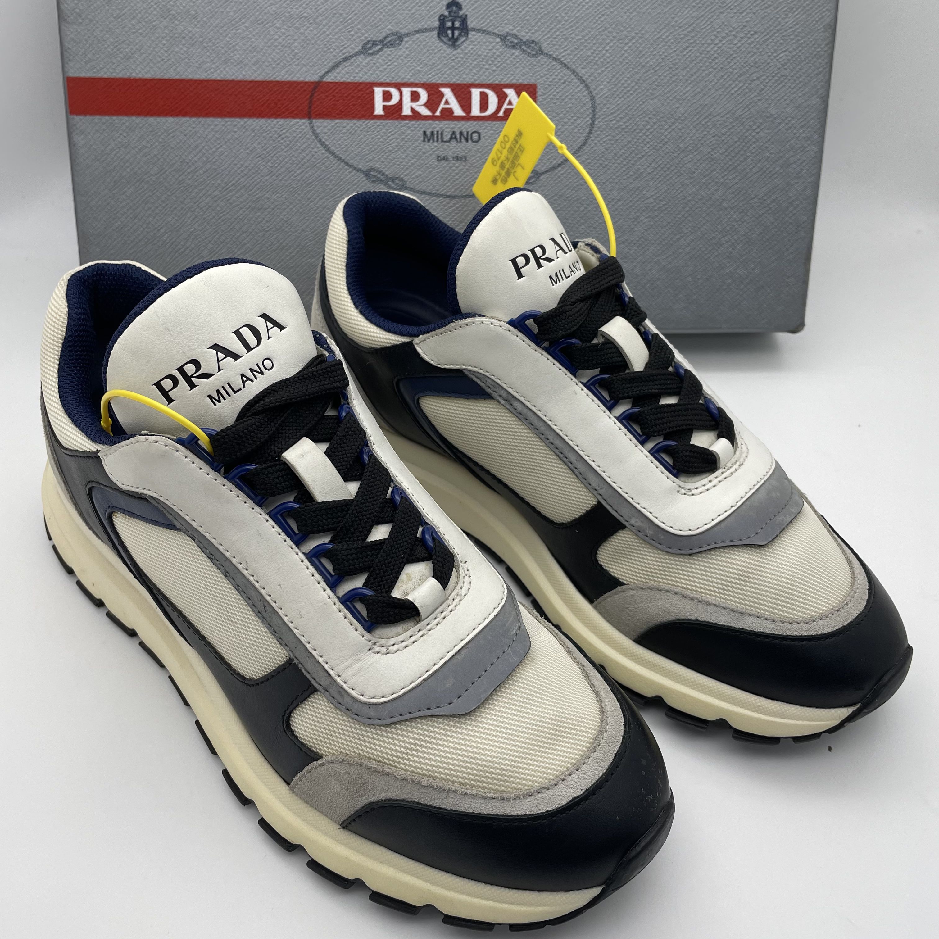 95新 Prada/普拉达 /39欧码/二手男士白黑拼色透气圆头休闲运动鞋