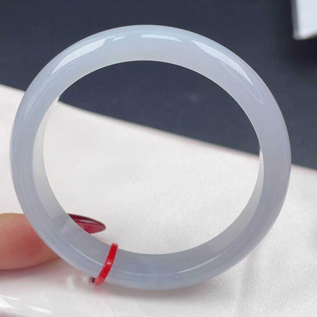 翡翠未镶嵌手镯52圈口