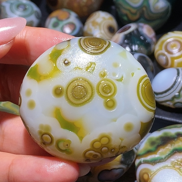 玛瑙/玉髓未镶嵌珠宝奇石113