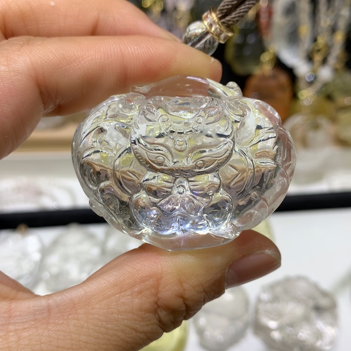 水晶颈饰未镶嵌天然