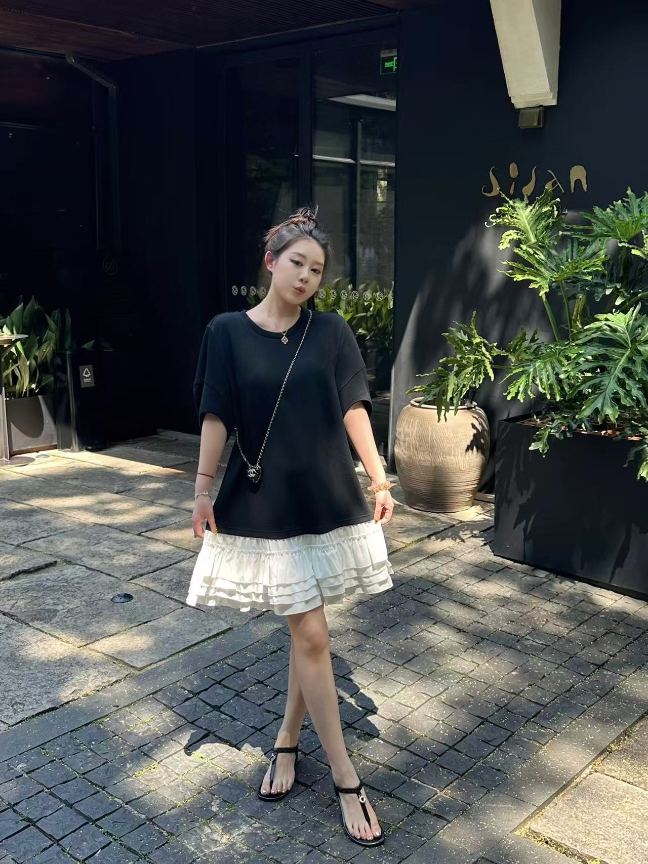 琪琪怪怪大码女装【区别对待】高级感时尚拼接撞色连衣裙D17079QQ