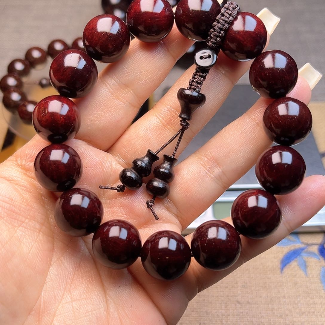 檀香紫檀（小叶紫檀）1.5 15颗