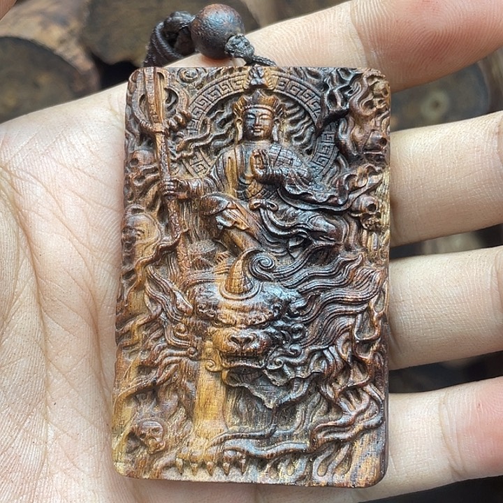 吊坠降真香地藏王