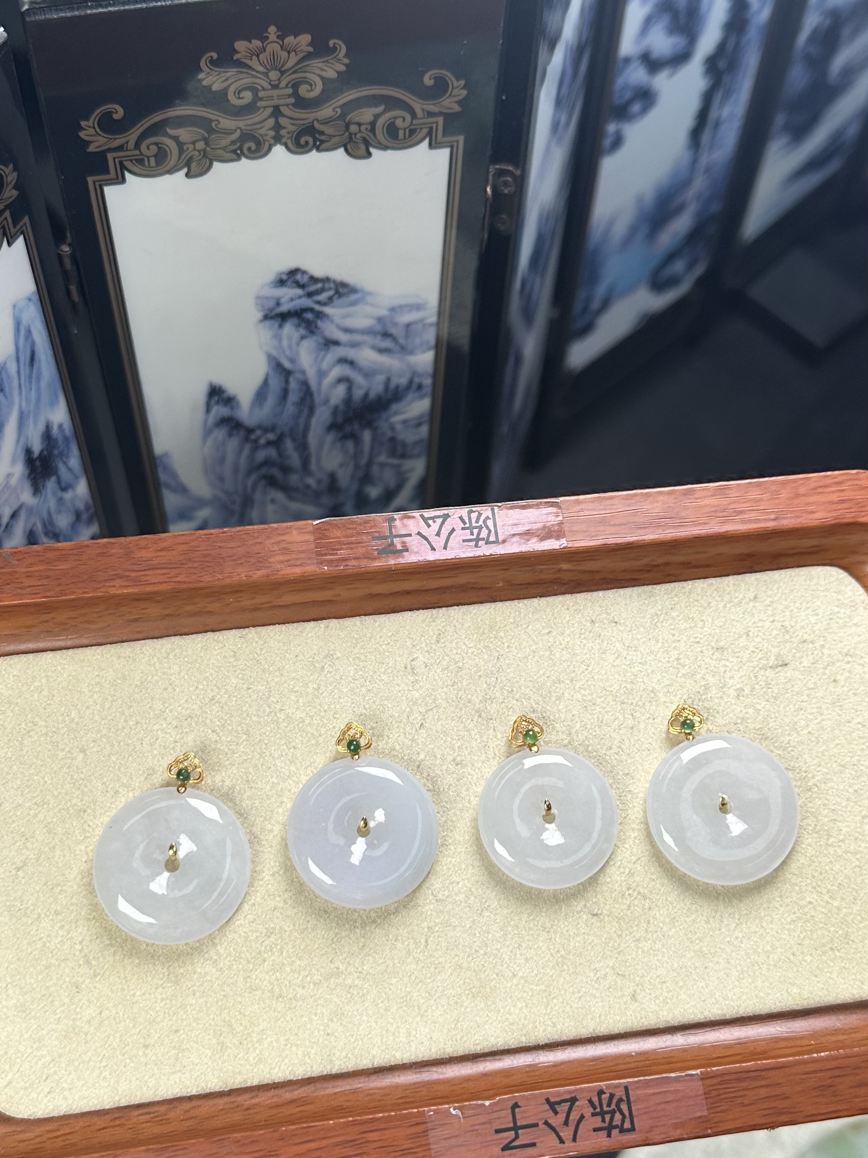 翡翠金镶嵌白冰种平安扣吊坠JCS5499 K多样性发货