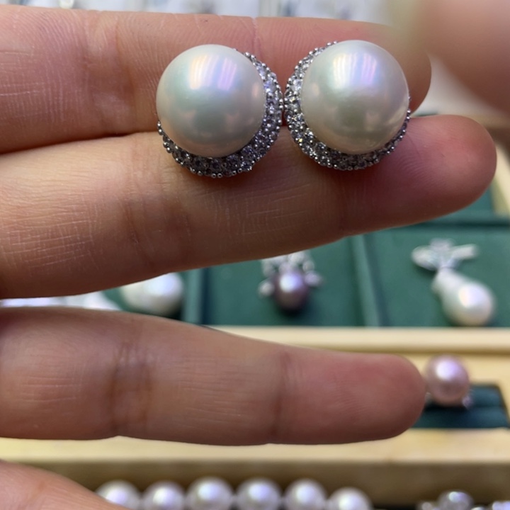 淡水珍珠耳饰合金