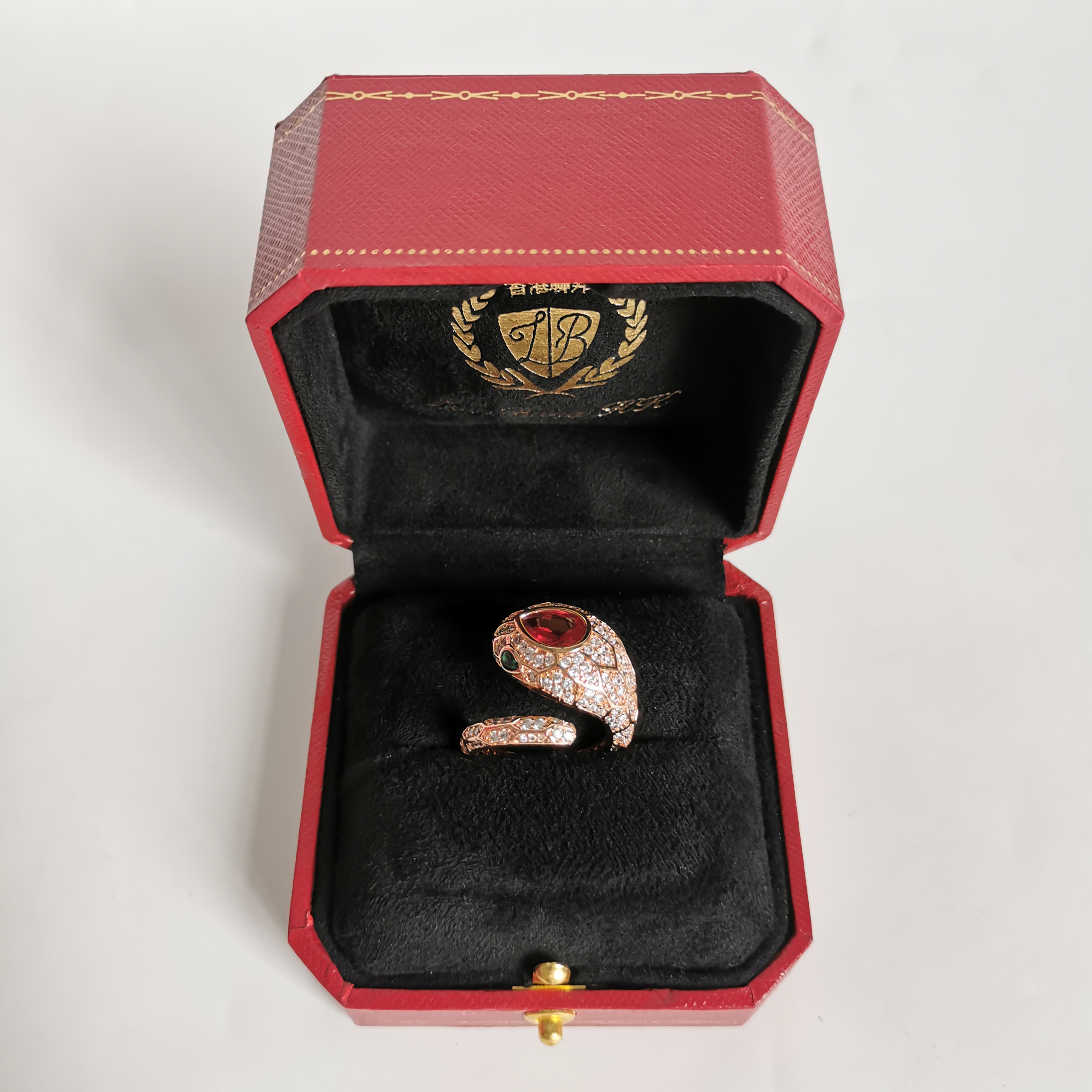 4294戒指--红--精工红戒指赠礼盒