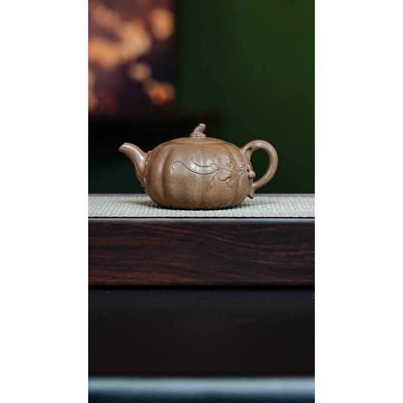 宜兴紫砂 南瓜 老宕口黄金段 徐伟伟 h506