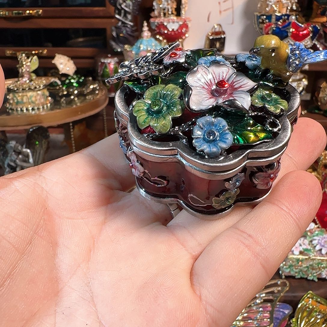 手工制品请勿吹毛求疵