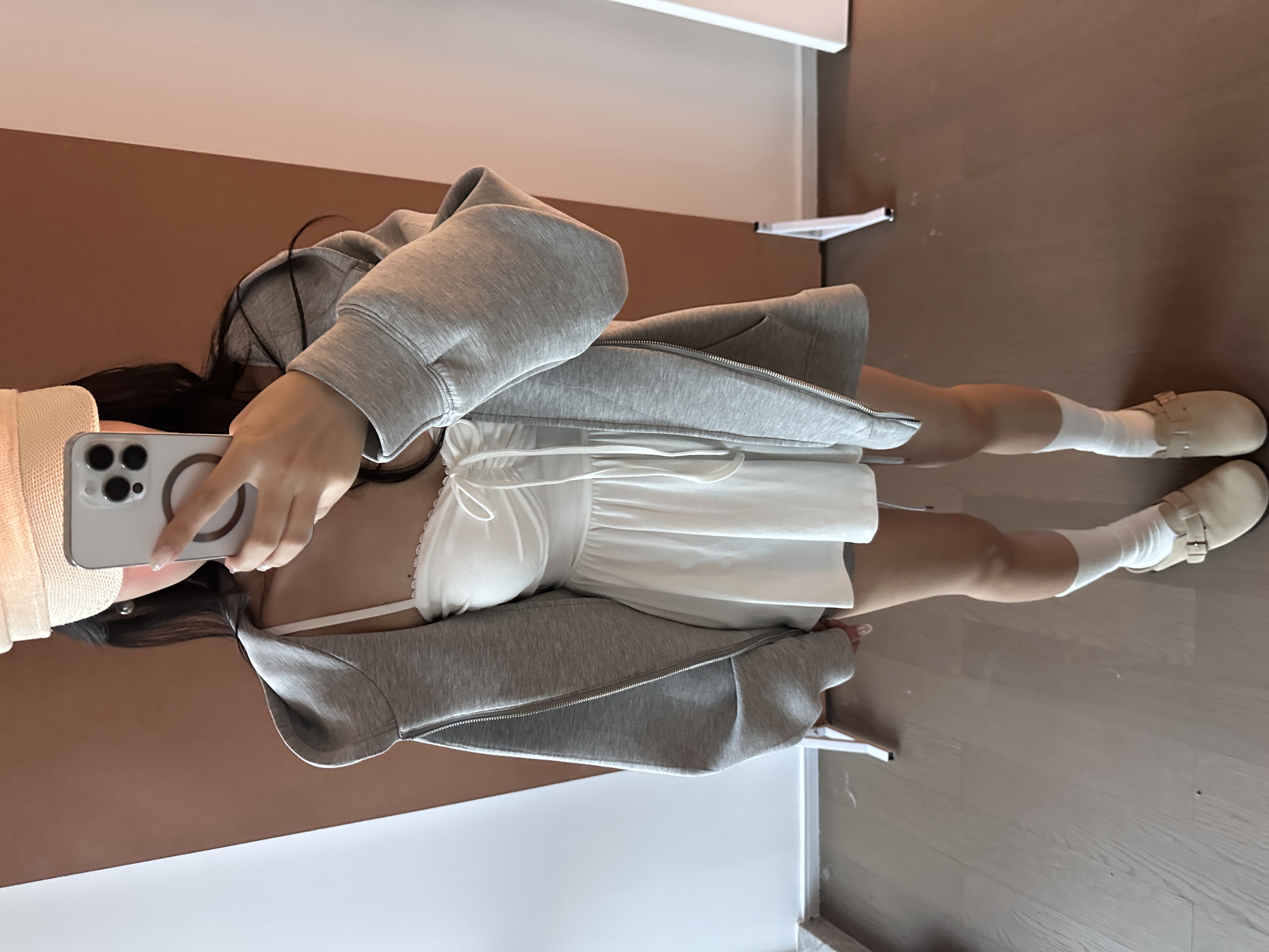 【米妮】 “甜欲嗲精”纯欲系带自带胸垫吊带背心上衣