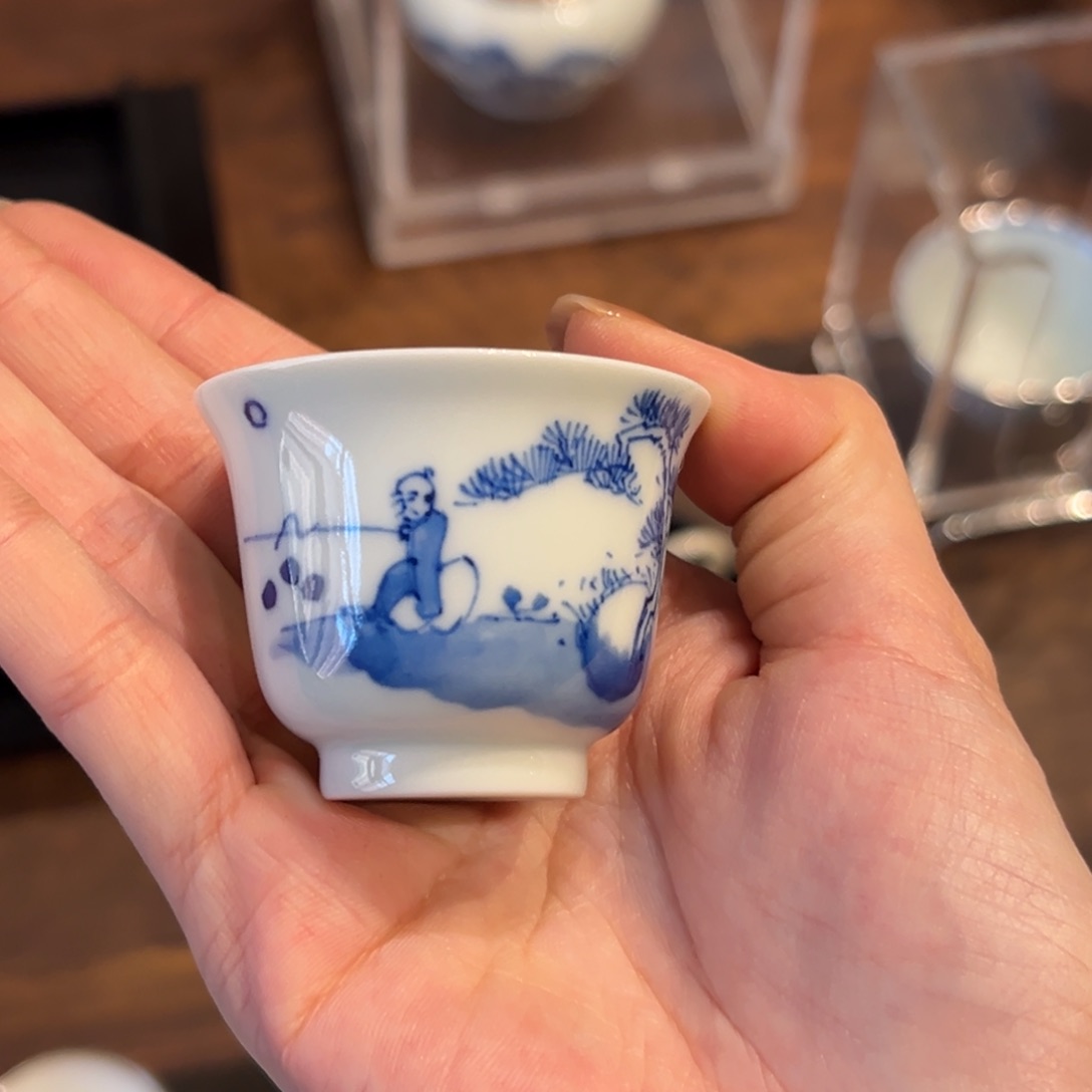 杯陶瓷。       陶瓷。