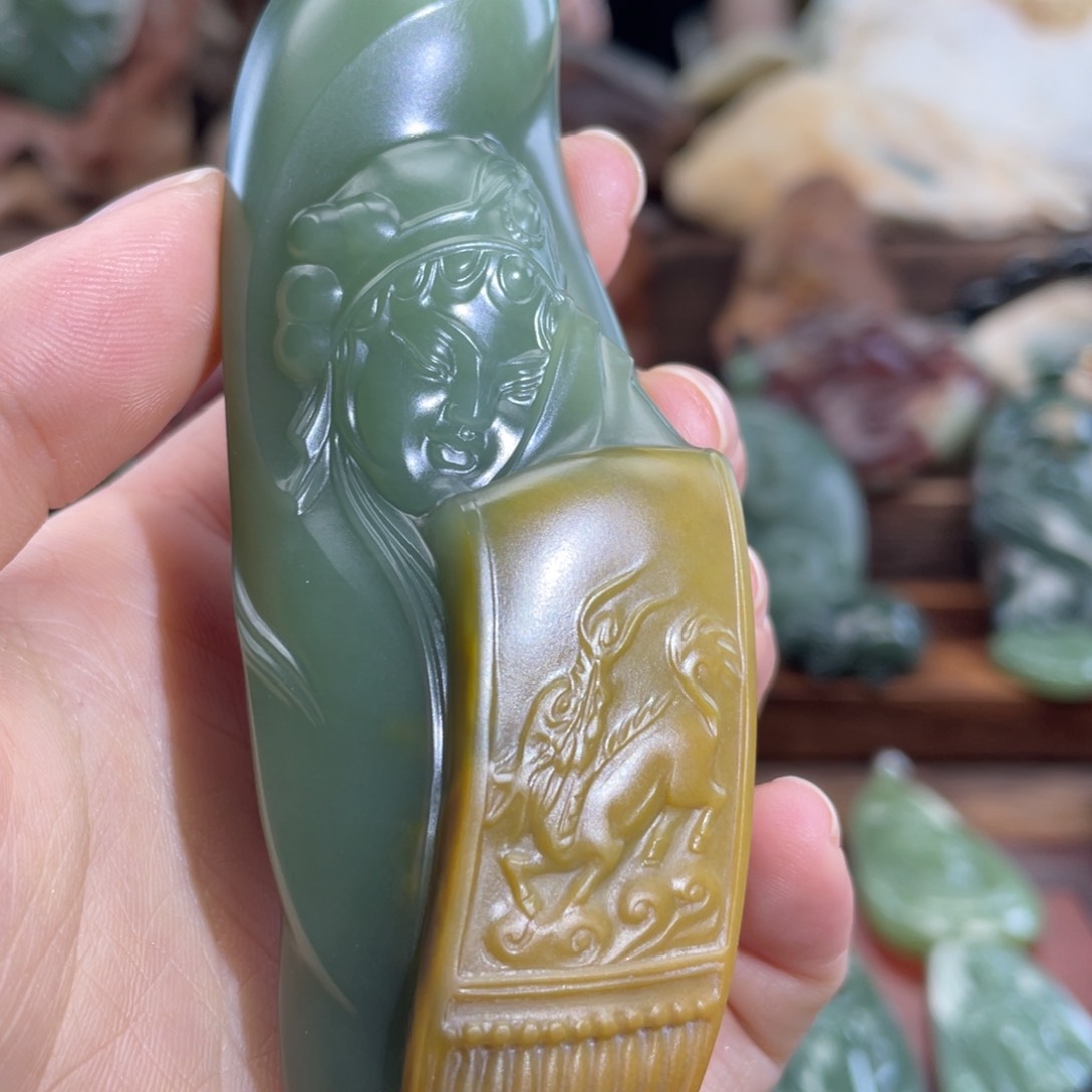 岫岩河磨玉（透闪石质玉）颈饰未镶嵌用****8