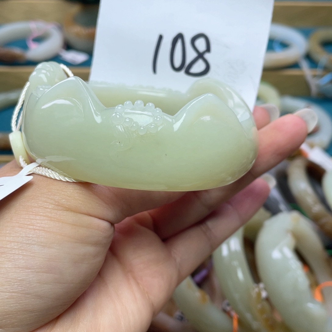 未镶嵌手镯和田玉圈口60