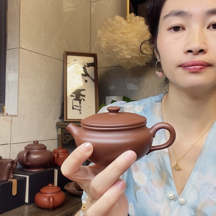 靖***爸茶壶紫砂底槽清汉瓦