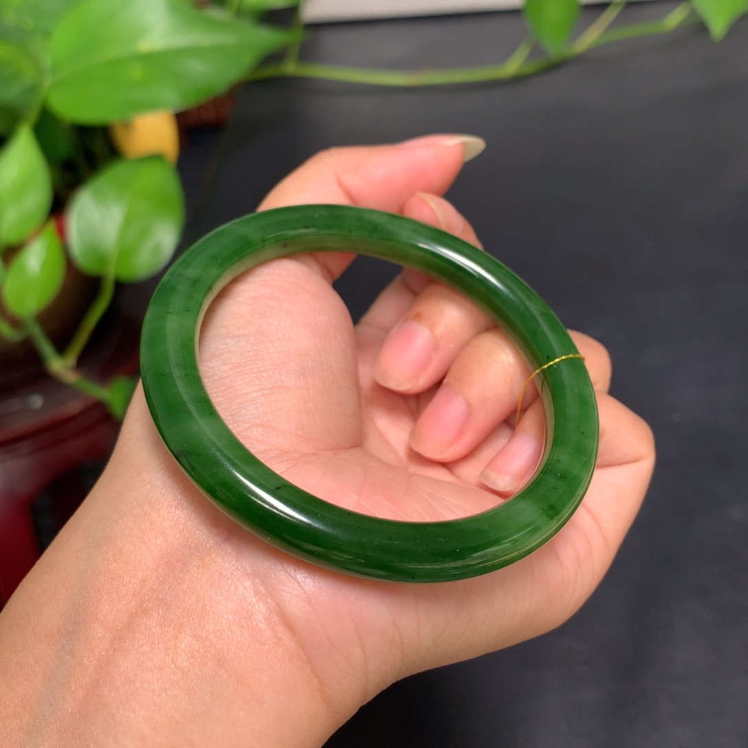 和田玉手镯未镶嵌秋**树56