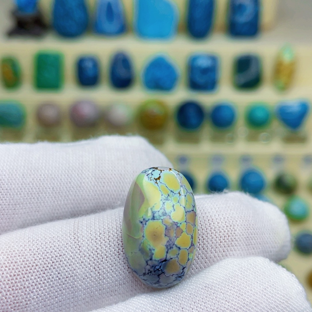 绿松石绿松石未镶嵌