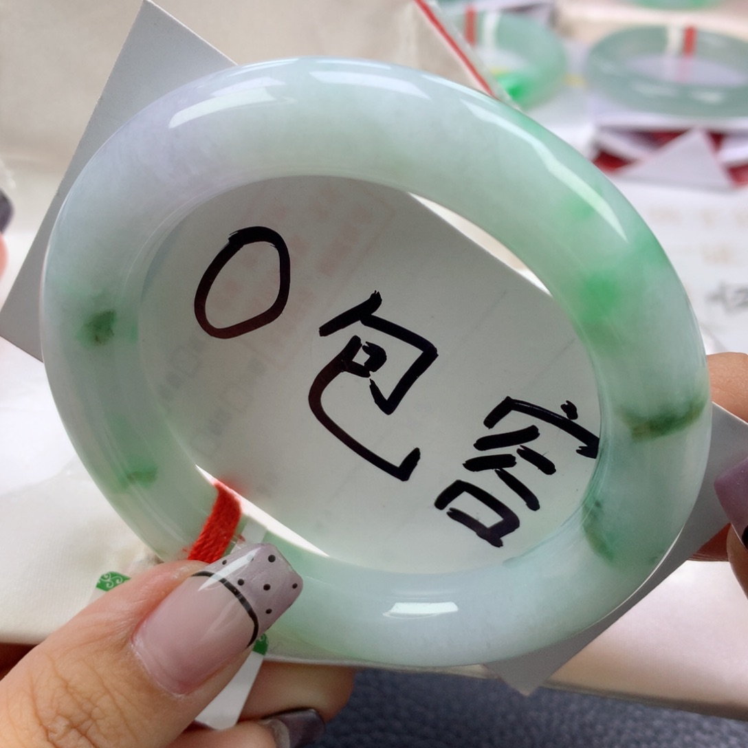 翡翠手镯未镶嵌58圆