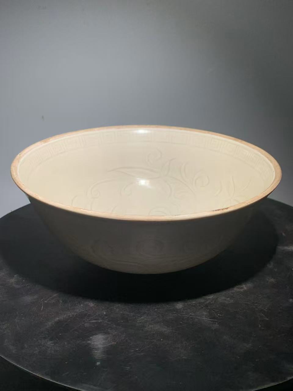 青瓷缠花手工复古陶瓷小碗摆件