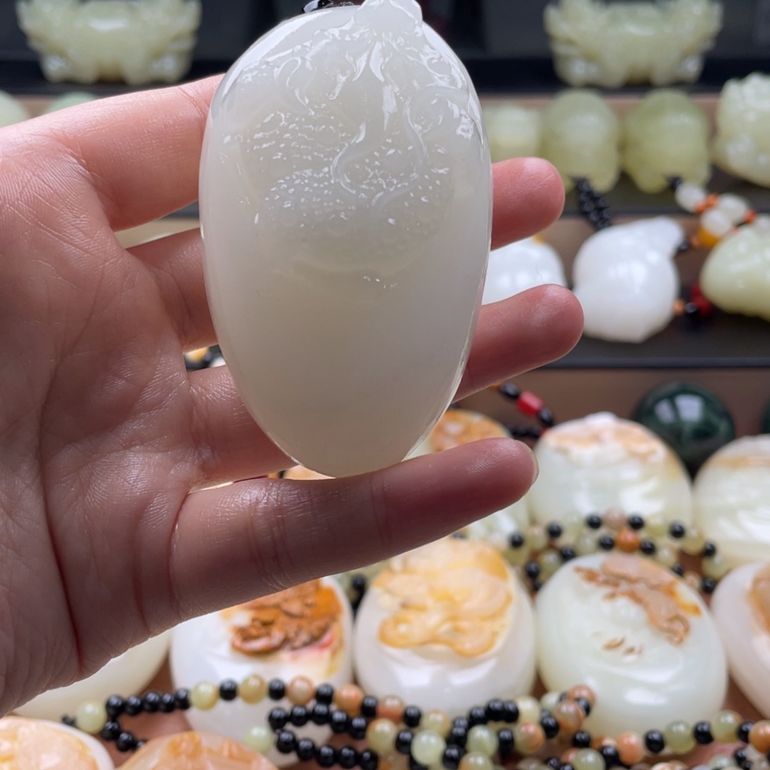悟***间石材天然古青石手把件
