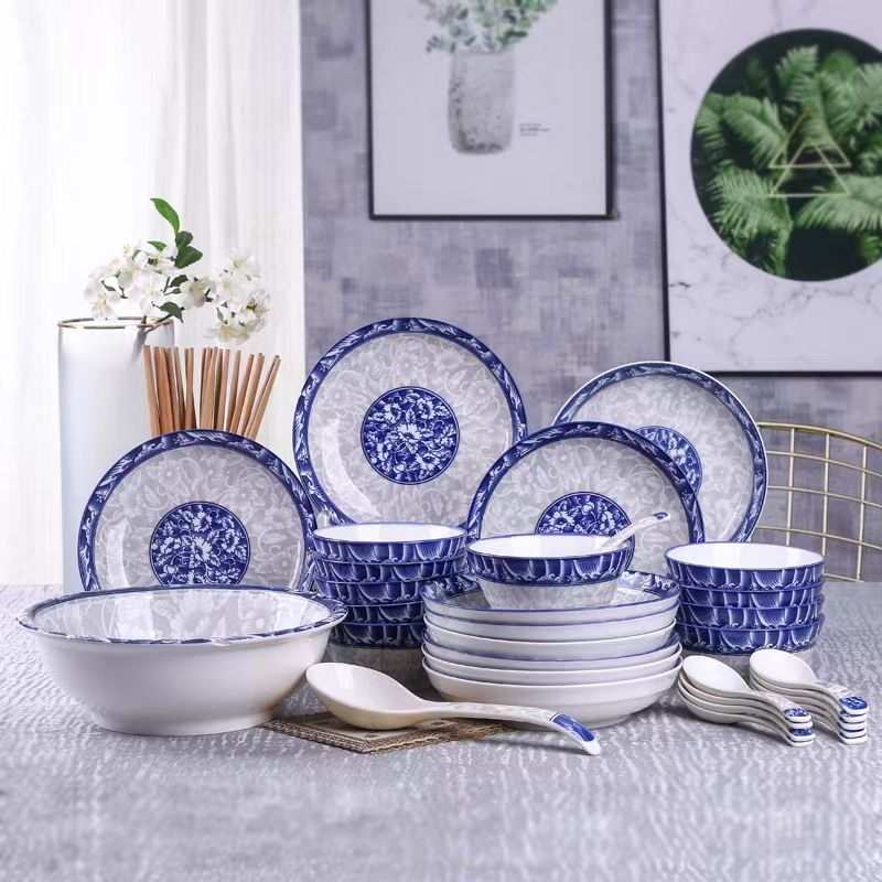 新款青花瓷碗盘勺餐具中式复古吃饭碗釉下彩陶瓷碗盘碟餐具