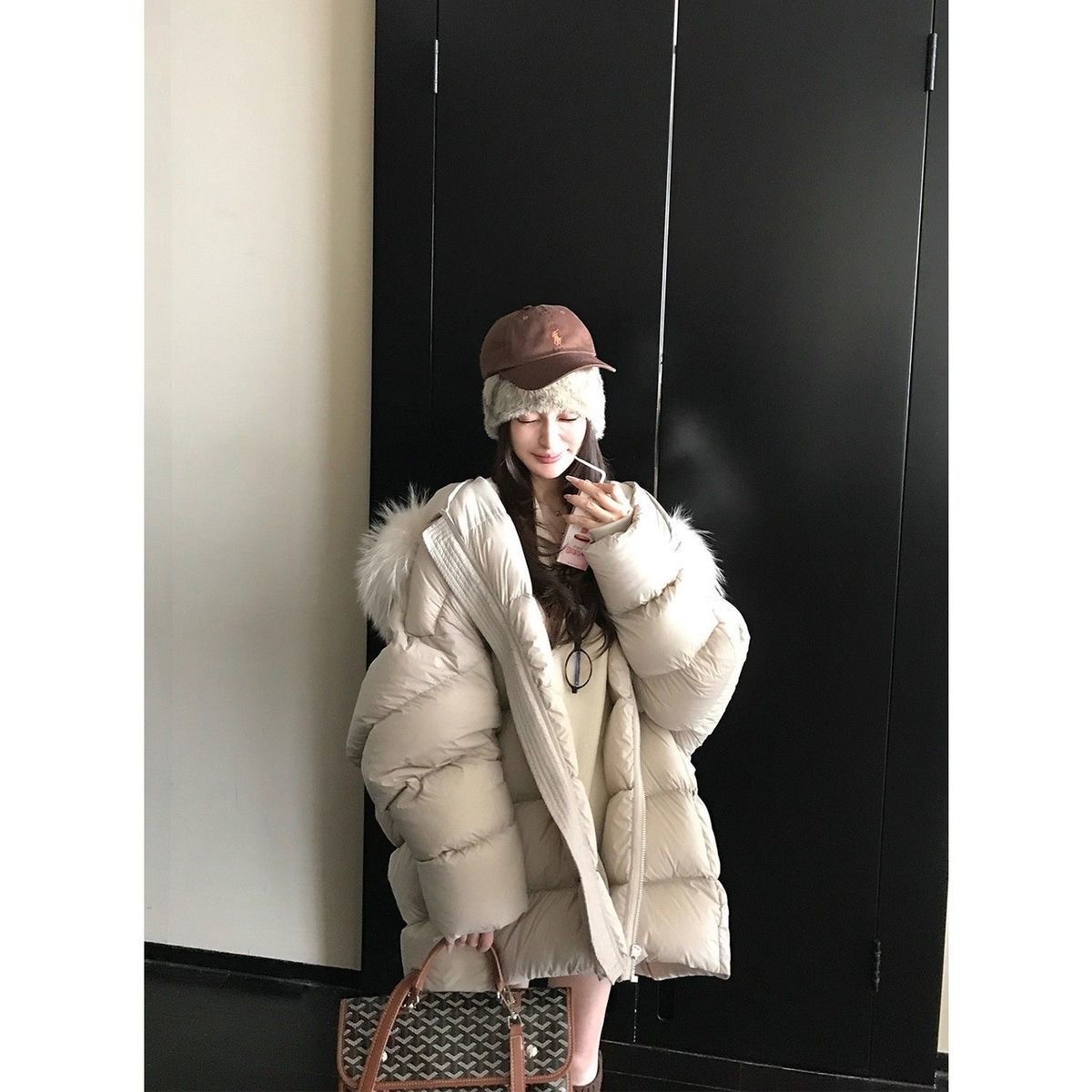 2025新款狐狸毛皮草外套女短款年轻时尚狐狸毛皮毛一体鹅绒服