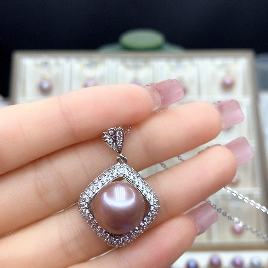 淡水珍珠颈饰合金