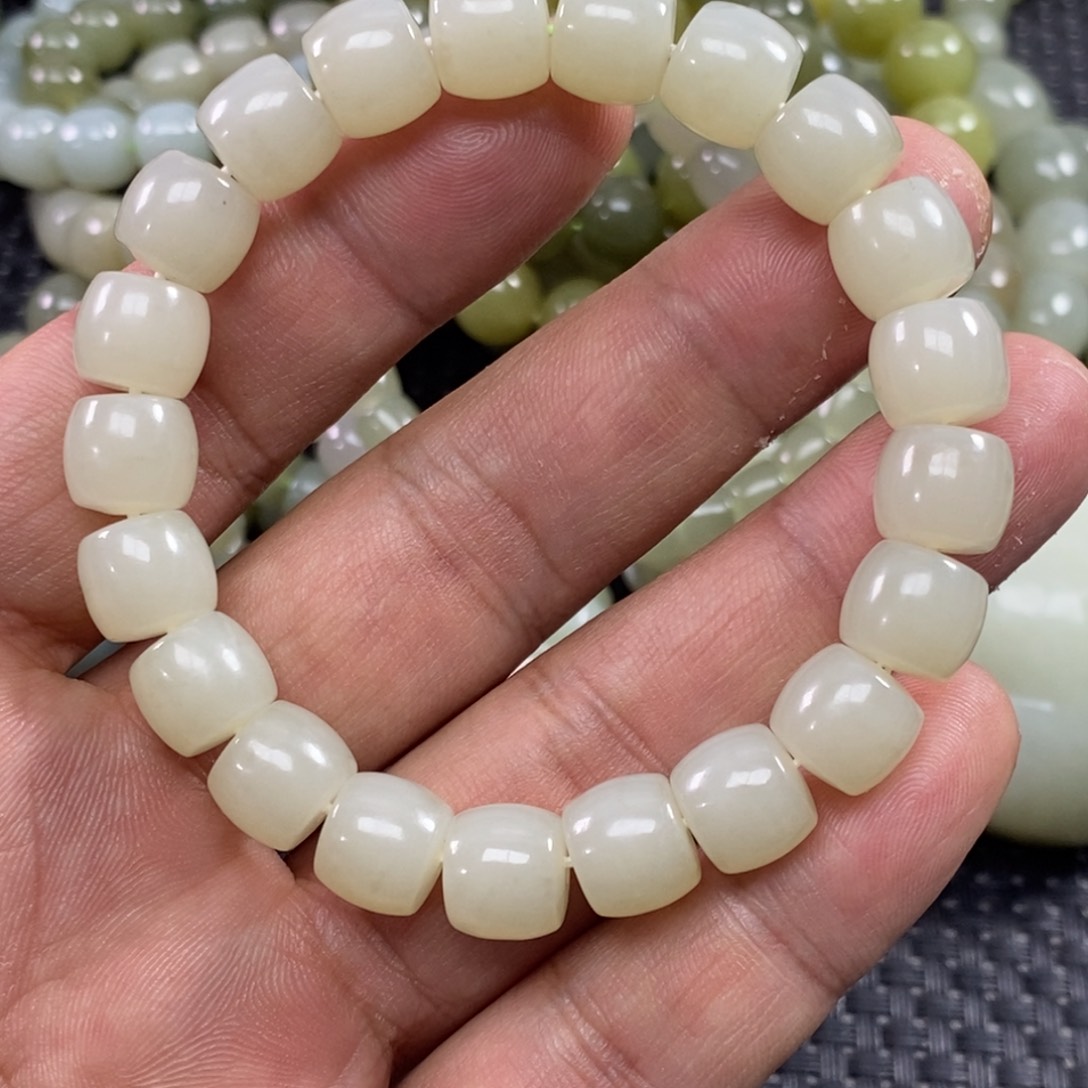 和田玉手链未镶嵌