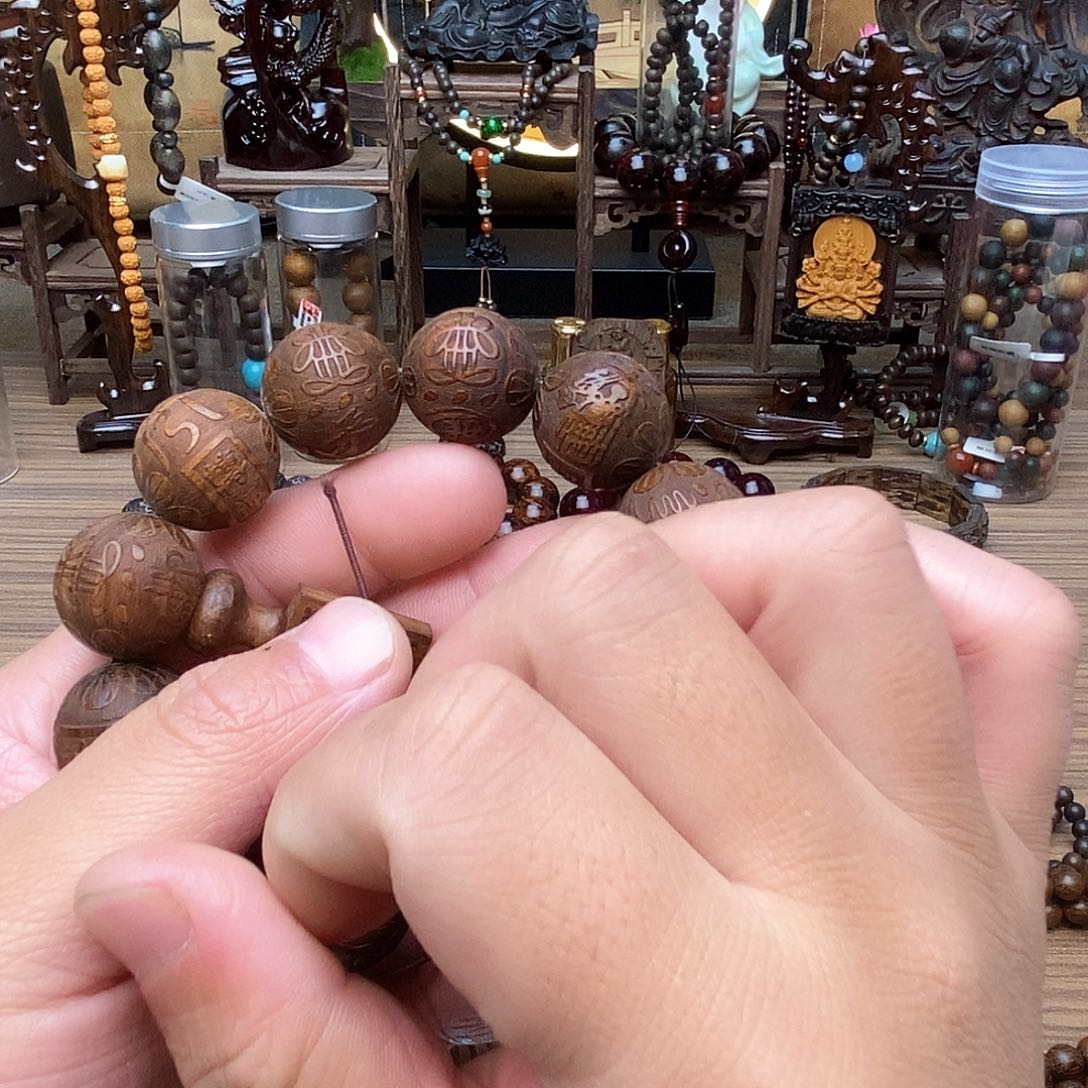 滴血莲花菩提手串