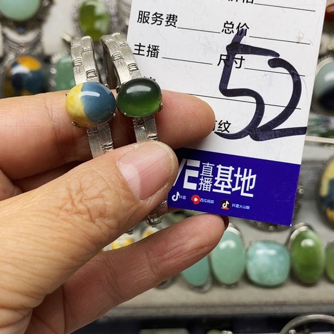 元***儿蛇纹石玉银S925镶嵌吊坠