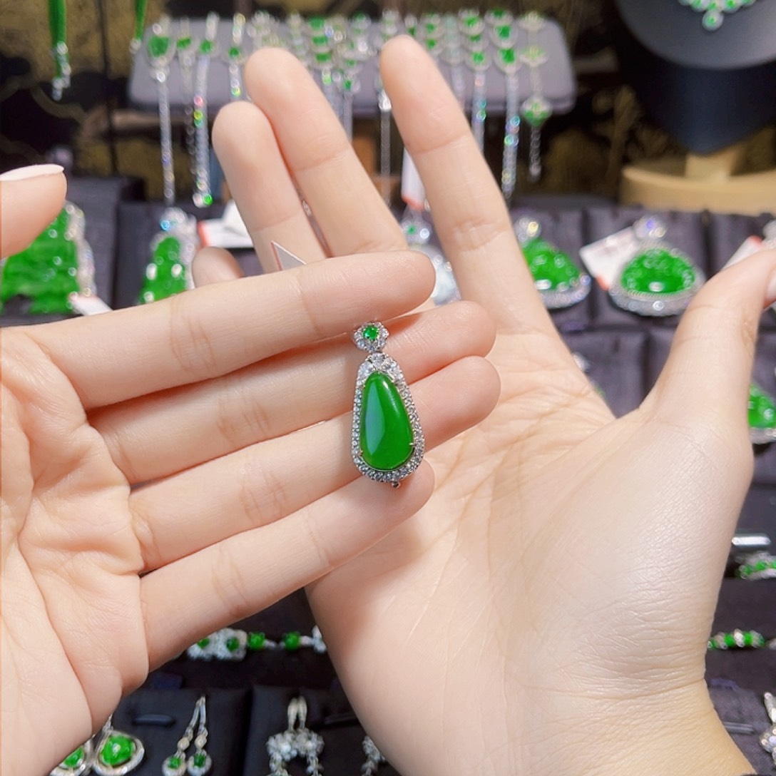 翡翠吊坠(不含链)银S925镶嵌福瓜