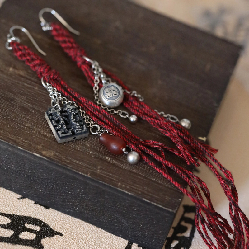 925银耳饰 E23816 红色葫芦喜字红绳脏辫流苏不对称耳环