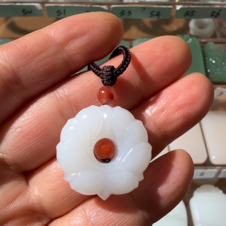 和田玉颈饰未镶嵌天花板老坑青海