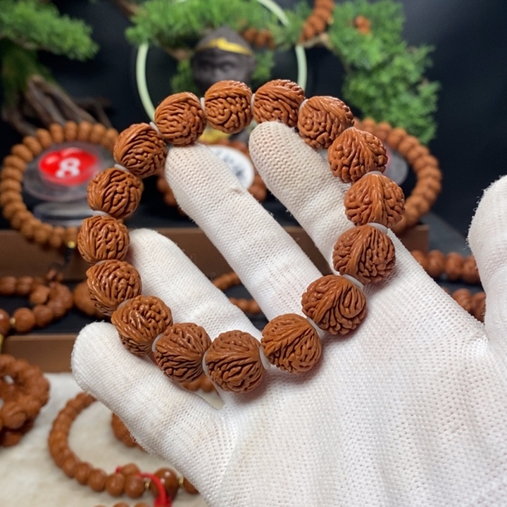 桃核吊坠秦岭龙纹