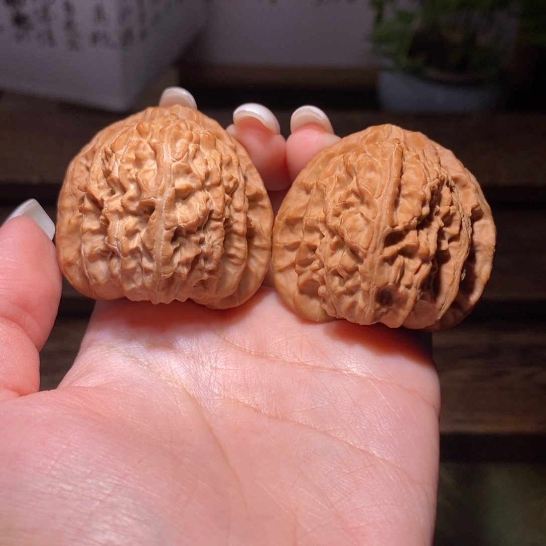 吊坠文玩核桃全品43三角白