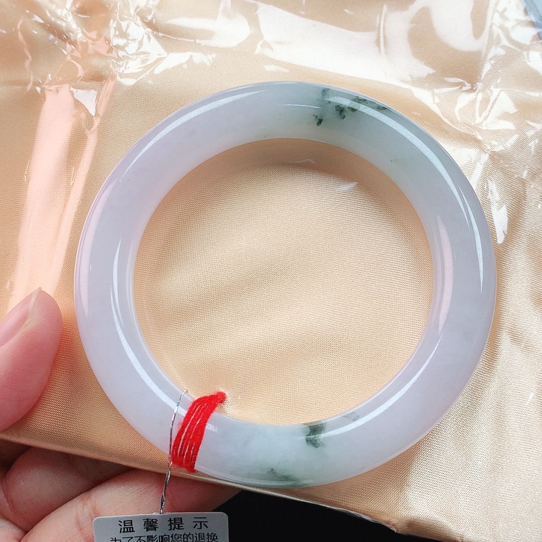 翡翠手镯未镶嵌57胖
