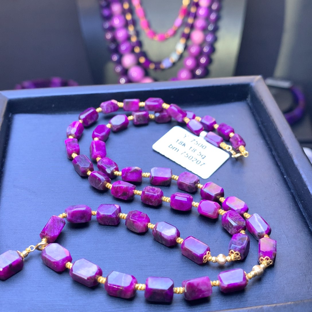 苏纪石（舒俱来）项链18K金镶嵌