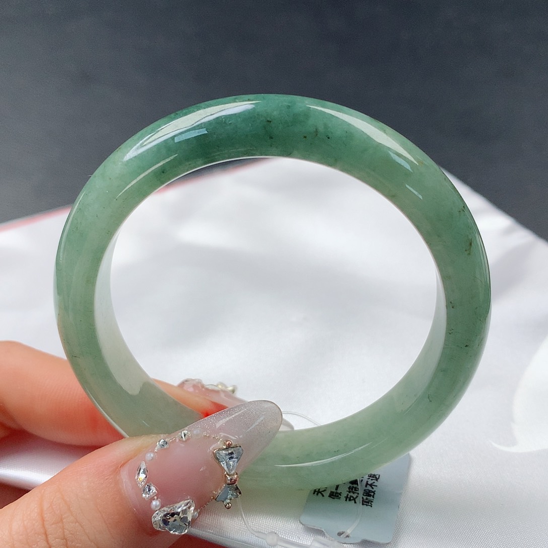 翡翠手镯未镶嵌28正52.7