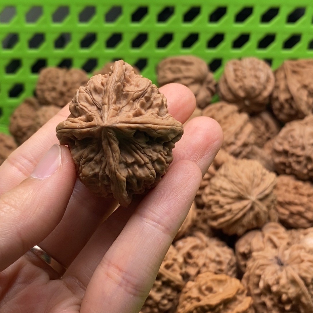 飞***核桃定制商品不退不换