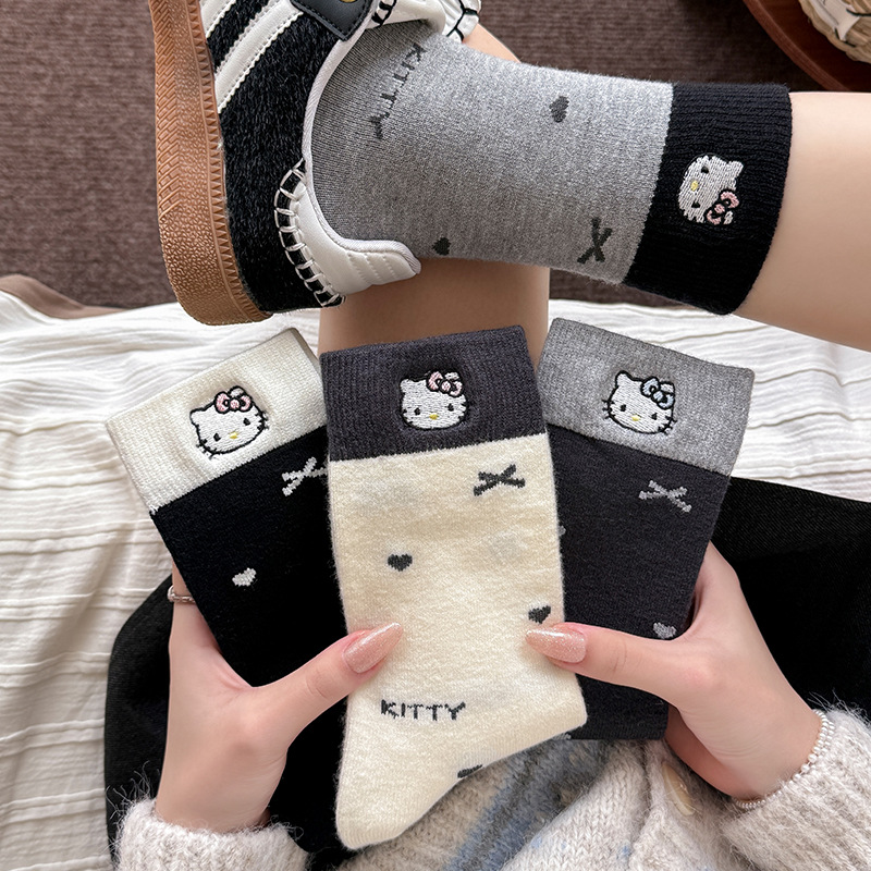 羊绒袜子女可爱卡通刺绣小猫ins拼色中筒袜甜美蝴蝶结爱心堆堆袜