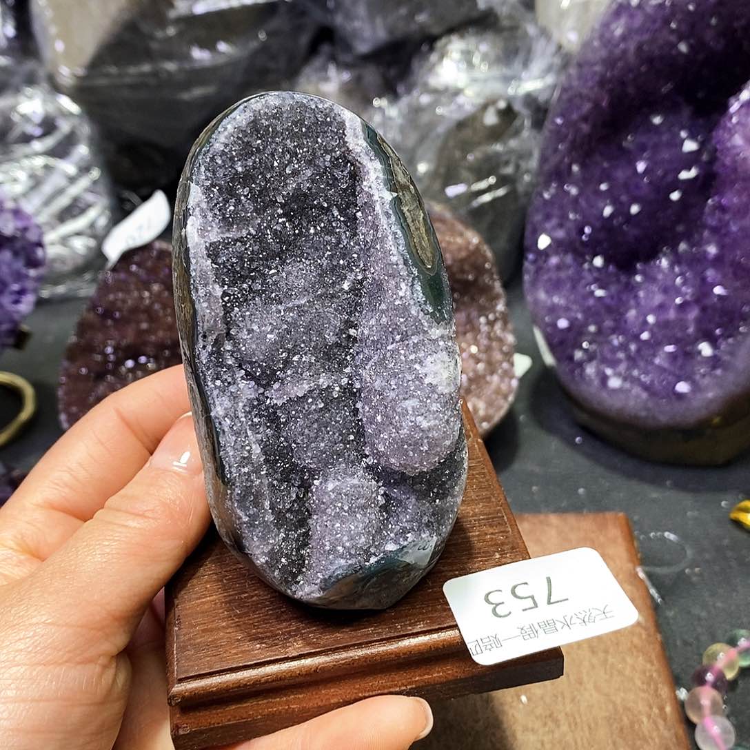 水晶大型摆件（非配饰）未镶嵌