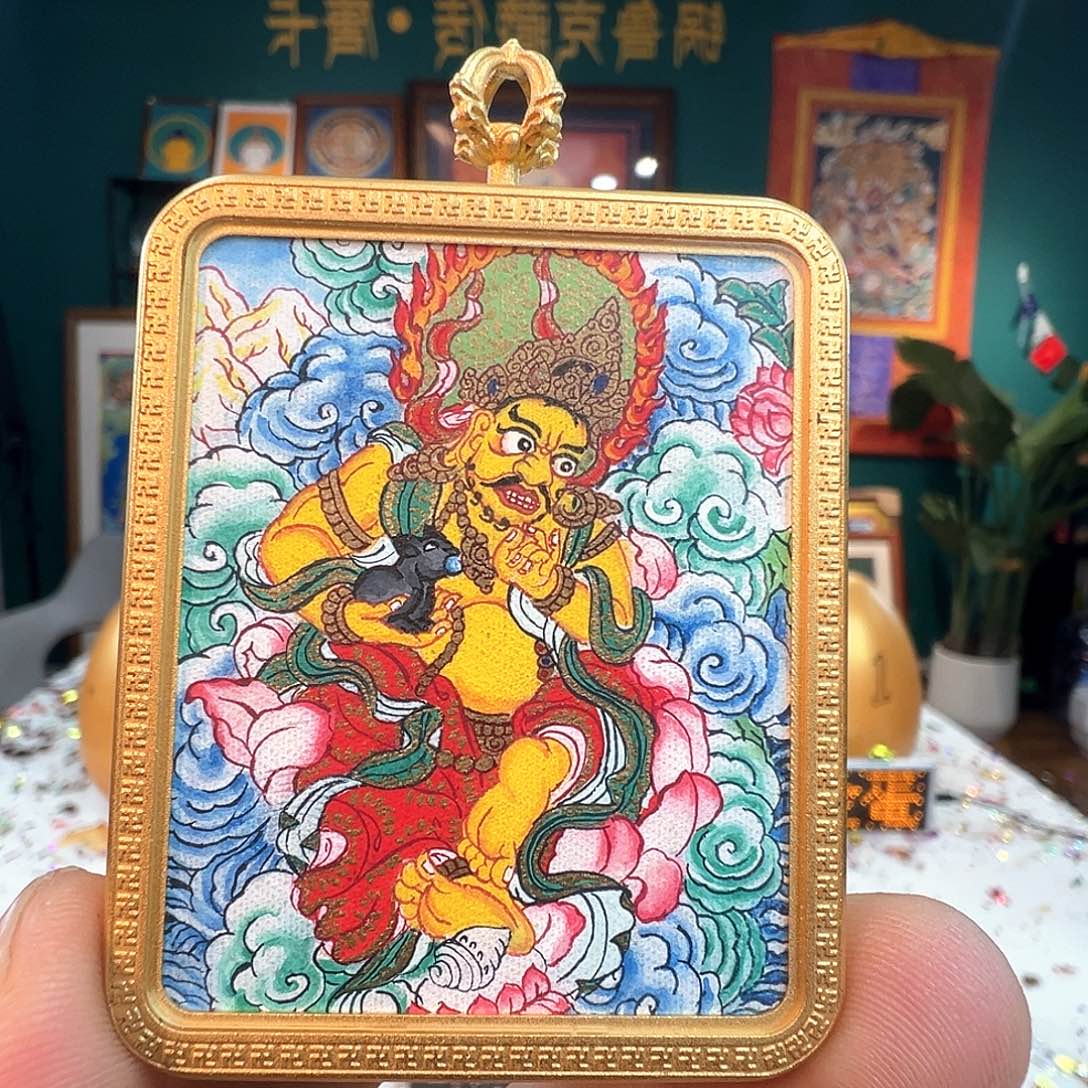 吊坠纯手绘唐卡黄财