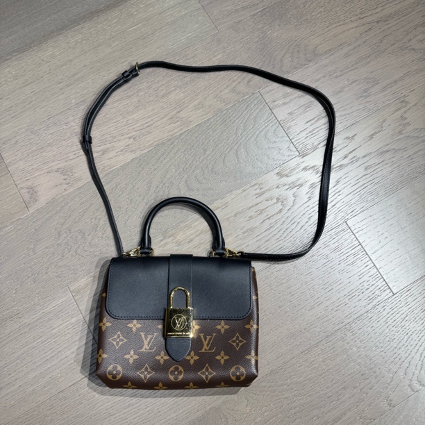 95新 LouisVuitton/路易威登 locky bb 棕色老花锁扣