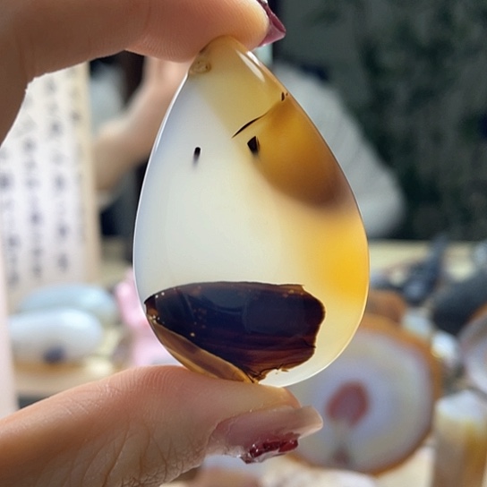 玛瑙/玉髓颈饰未镶嵌