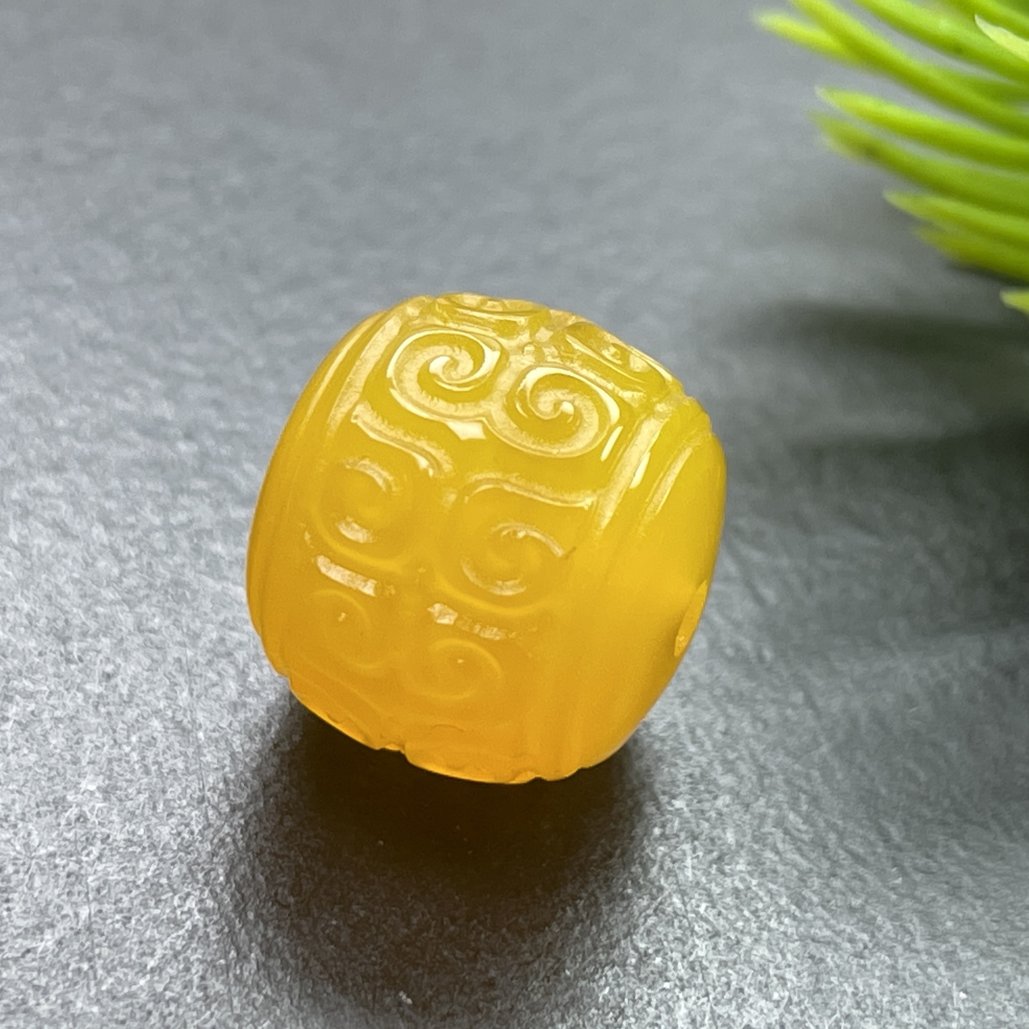 原矿鸡油黄盐源玛瑙老型回纹尺寸13mm左右文玩菩提配饰