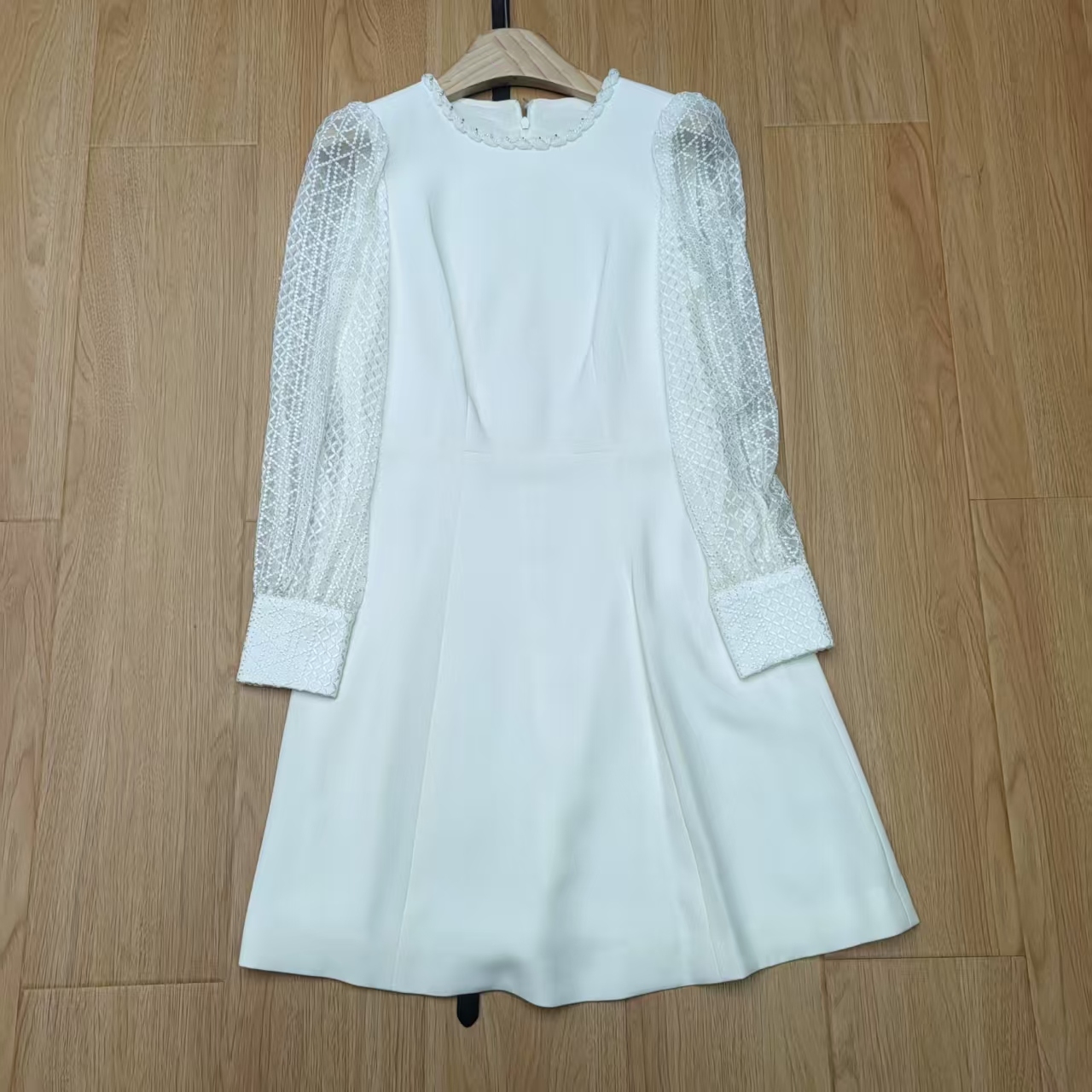 【南油玲姐】白色长袖连衣裙51438