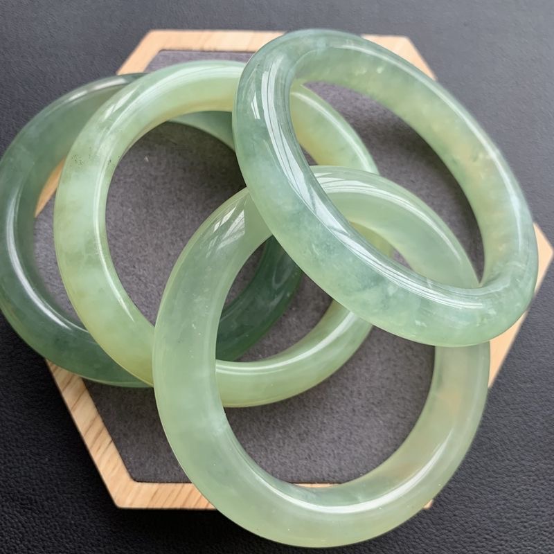 《抖音官方质检发货正品保真 暴风雪手镯多样性发其一LX"