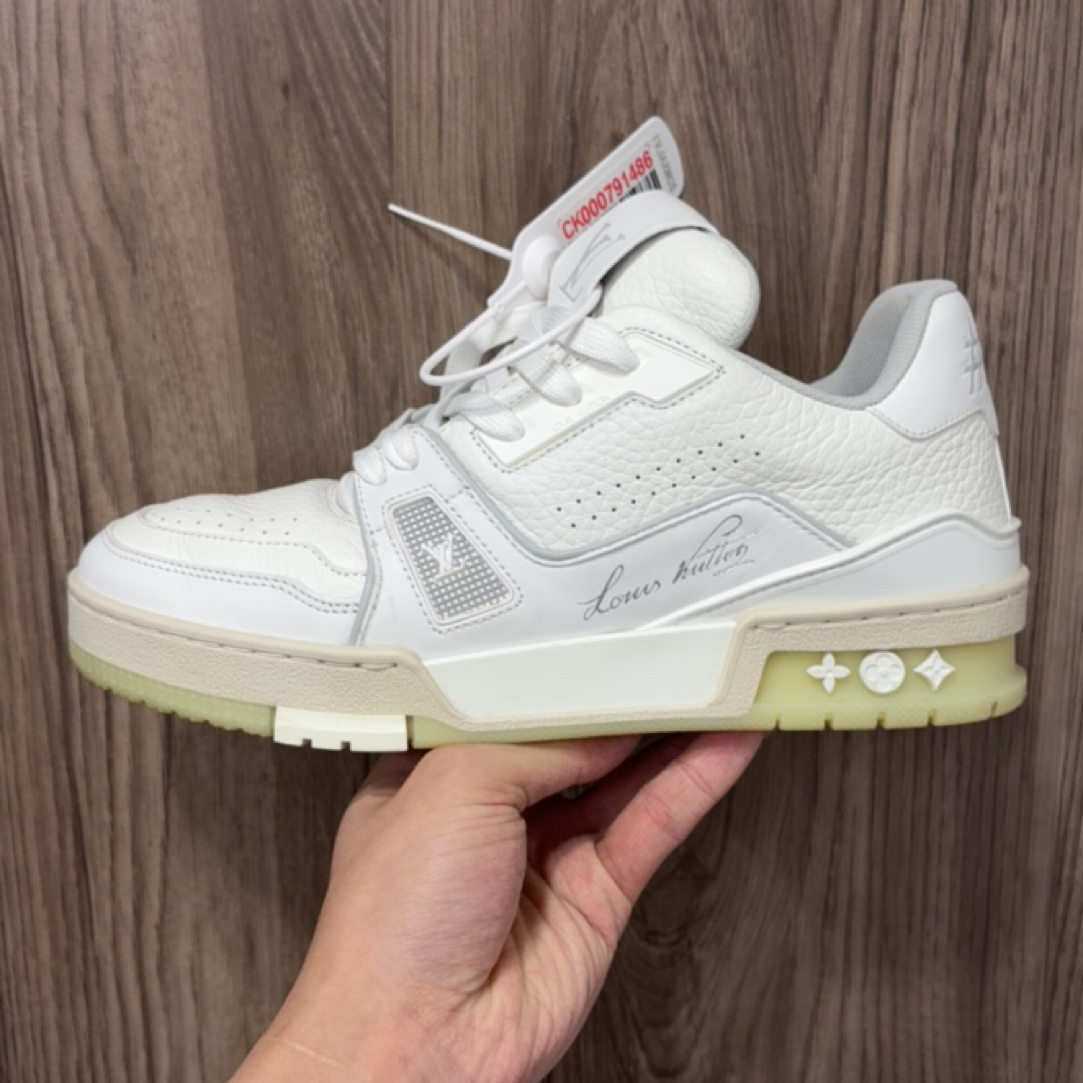 99新 LouisVuitton/路易威登 39.5码 路易威登Trainer白水泥 板鞋